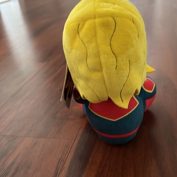 Captain Marvel Stuffy unisex Marvel red blue superheroes stuffed animal - Picture 4 of 4